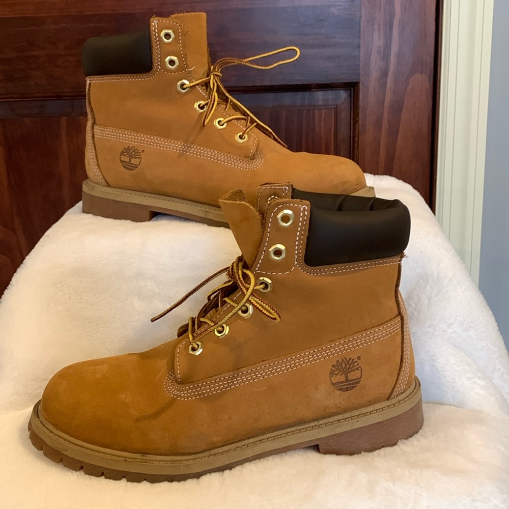 Women’s boots